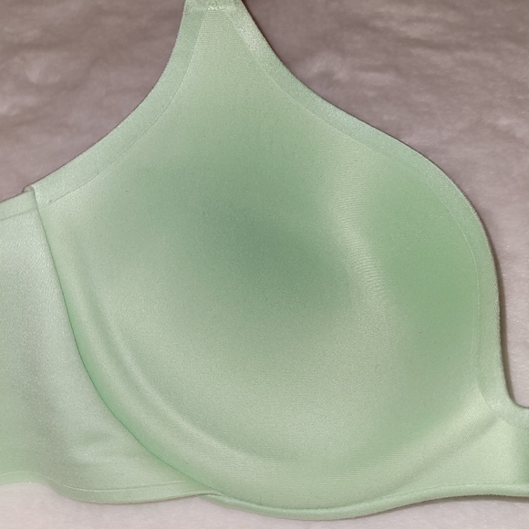 Ambrielle Super Soft Plunge T-shirt Bra Pastel Green New Without Tag - Picture 7 of 14